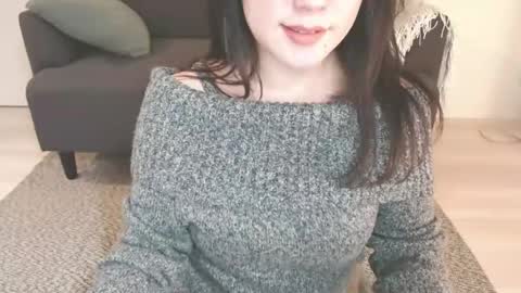 Snapshot of momo612238 chatting on December 2024 06:59:01 PM Momo online show from December 2024 06:59:01 PM