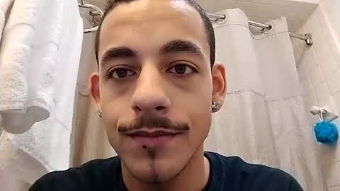 momoneyr15 online show from February 2026 04:21:02 PM