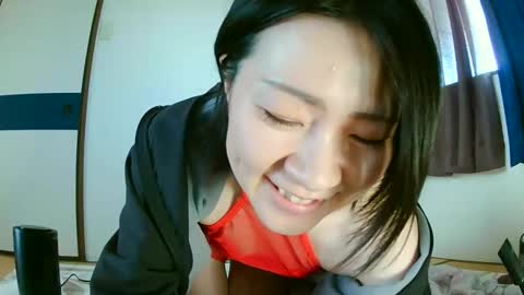 Snapshot of momosakura chatting on January 2025 05:33:02 AM momosakura online show from January 2025 05:33:02 AM