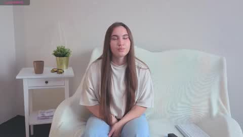 Snapshot of momy_lilu chatting on September 2025 10:15:01 AM momy_lilu online show from September 2025 10:15:01 AM