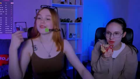 Mona  online show from October 2025 07:22:01 PM