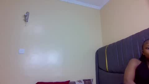 Mona online show from October 2025 01:36:02 AM