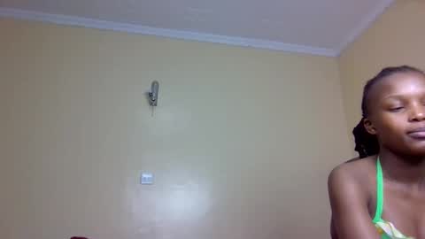 Mona online show from October 2025 08:15:02 AM