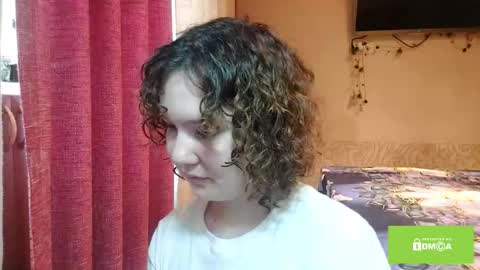 Hello world im Eva D glad to see u here all D online show from March 2026 09:43:01 PM