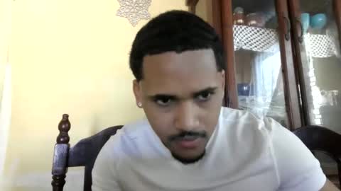 Snapshot of moneyblancos chatting on April 2026 04:05:02 PM moneyblancos online show from April 2026 04:05:02 PM