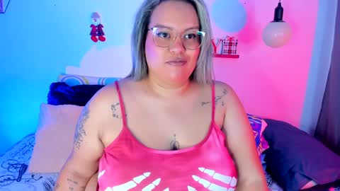 Snapshot of monica_bbw_ chatting on December 2024 07:07:01 PM aleja independent model online show from December 2024 07:07:01 PM