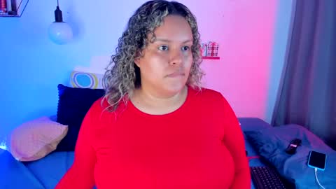 Snapshot of monica_bbw_ chatting on February 2025 01:44:01 AM aleja independent model online show from February 2025 01:44:01 AM