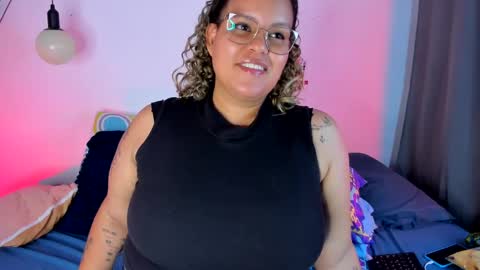 Snapshot of monica_bbw_ chatting on February 2025 09:41:02 PM aleja independent model online show from February 2025 09:41:02 PM