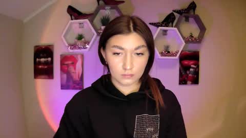 sweet girl and shine body online show from September 2025 10:08:02 AM