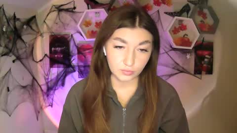 sweet girl and shine body online show from October 2025 09:07:02 AM