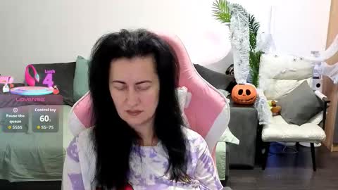 Snapshot of monica_vibe chatting on October 2025 09:43:02 AM Monica online show from October 2025 09:43:02 AM