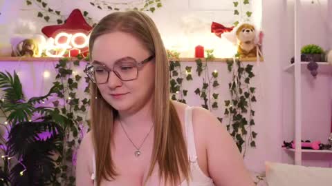 monicaasis online show from April 2026 06:21:01 PM