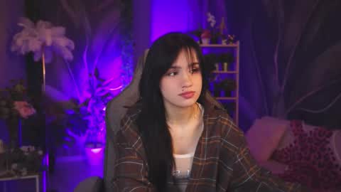 Snapshot of monicafarmer chatting on May 2026 11:32:02 PM monica online show from May 2026 11:32:02 PM