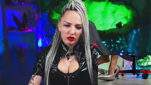 Monika online show from March 2025 12:27:02 PM