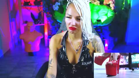 Monika online show from September 2025 11:10:01 AM