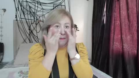 Mony online show from October 2025 12:13:02 PM