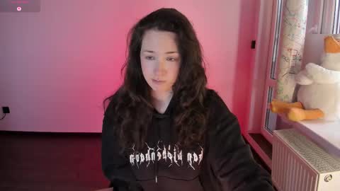 Monica online show from December 2025 09:39:02 AM