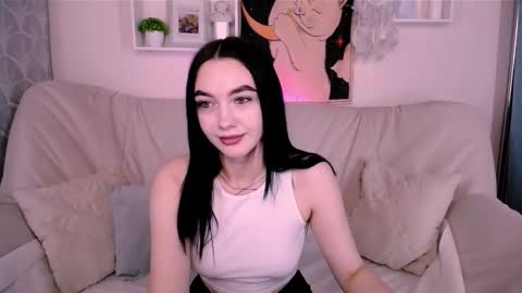 Monica online show from September 2025 04:46:02 AM