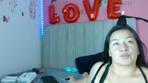 Snapshot of monickhot303av chatting on February 2025 08:04:01 AM monickhot303av online show from February 2025 08:04:01 AM