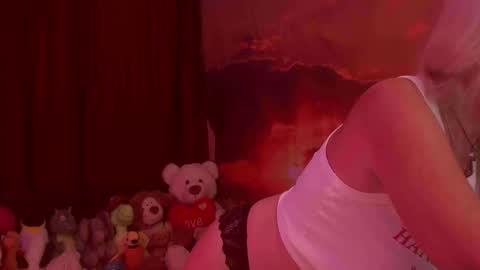 Snapshot of monicutex chatting on October 2025 12:44:02 AM Monika online show from October 2025 12:44:02 AM