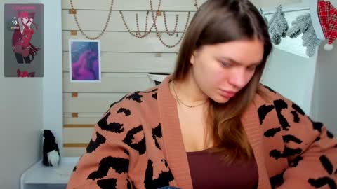 Snapshot of monika_youu chatting on December 2024 08:20:01 AM Monika online show from December 2024 08:20:01 AM