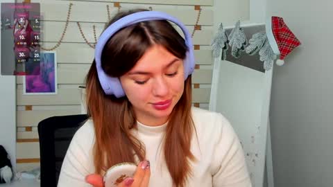 Snapshot of monika_youu chatting on December 2024 08:18:01 AM Monika online show from December 2024 08:18:01 AM