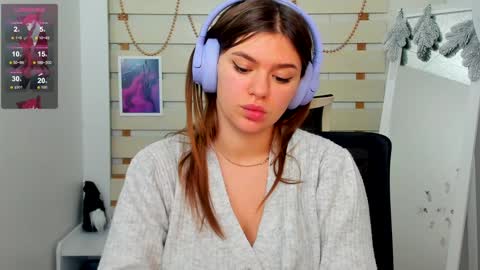 Snapshot of monika_youu chatting on December 2024 10:17:01 AM Monika online show from December 2024 10:17:01 AM