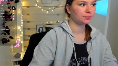 Monika online show from March 2026 01:50:01 PM