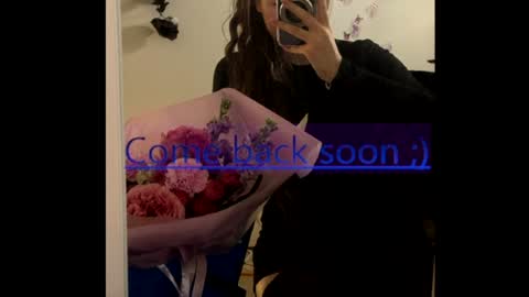 Monika online show from April 2026 11:43:01 AM