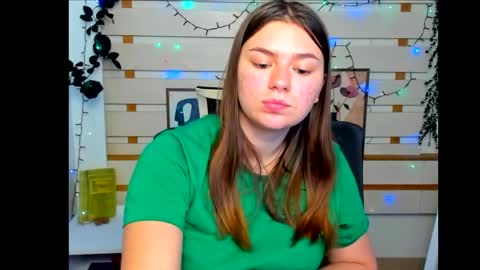 Monika online show from May 2026 02:45:01 PM