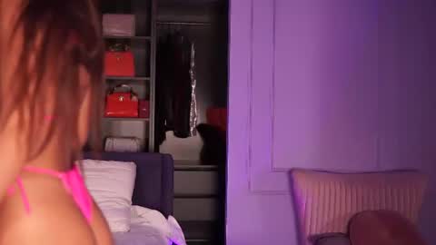 Moni online show from June 2026 04:44:02 AM