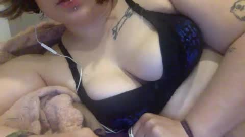 moniqueisalovergirl online show from June 2026 10:43:01 PM