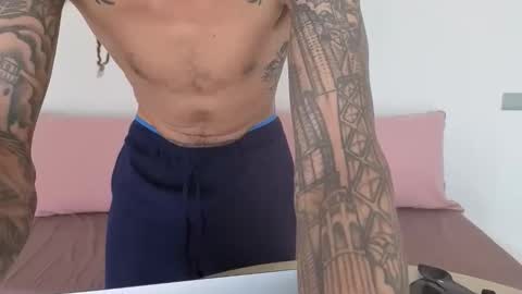 Snapshot of monkandmia chatting on April 2026 08:04:01 AM Monk and Mia online show from April 2026 08:04:01 AM