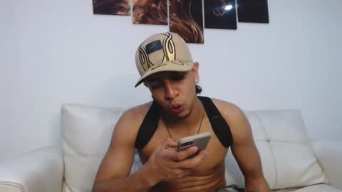 simon dice online show from February 2026 12:36:01 AM