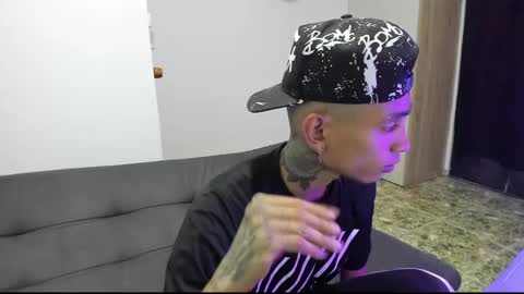 monkeyd_66 online show from December 2024 10:02:02 AM