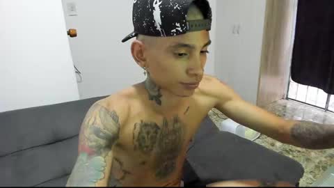 monkeyd_66 online show from December 2024 01:06:01 PM