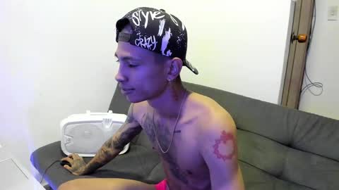 monkeyd_66 online show from December 2024 10:30:01 AM