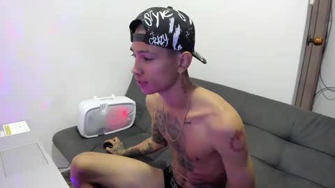 monkeyd_66 online show from December 2024 10:56:02 AM