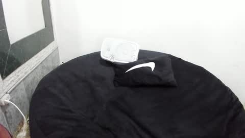 monkeyd_66 online show from February 2025 08:02:02 AM