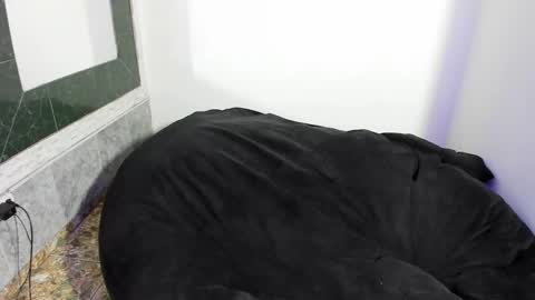 monkeyd_66 online show from March 2025 02:10:02 PM