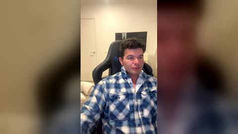 Snapshot of monkeydward chatting on February 2026 11:07:01 AM monkeydward online show from February 2026 11:07:01 AM