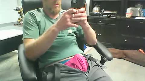 monkeypants04 online show from June 2026 04:28:02 PM