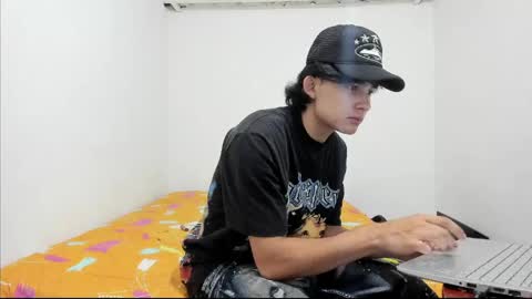 monky_0002 online show from May 2026 06:13:01 PM