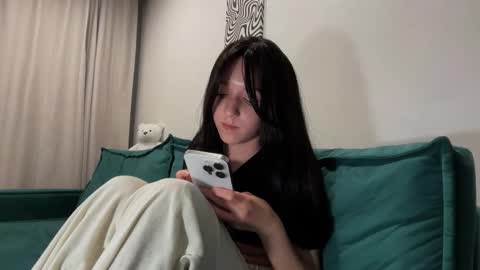 Snapshot of monnymoon chatting on September 2025 06:57:01 PM monnymoon online show from September 2025 06:57:01 PM