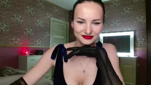 monparis_dream online show from November 2025 02:11:01 PM