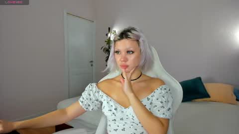Snapshot of monro_doll chatting on July 2026 08:58:01 AM MONRO online show from July 2026 08:58:01 AM