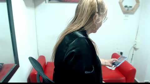 monserrat_diva online show from May 2026 06:27:01 PM