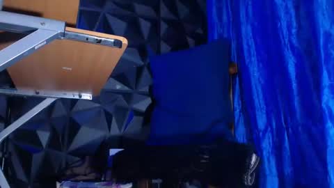 dorian online show from October 2025 04:44:02 AM