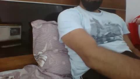 monsterr2209 online show from February 2026 03:54:01 AM