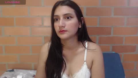 Luisa online show from April 2026 03:05:02 PM
